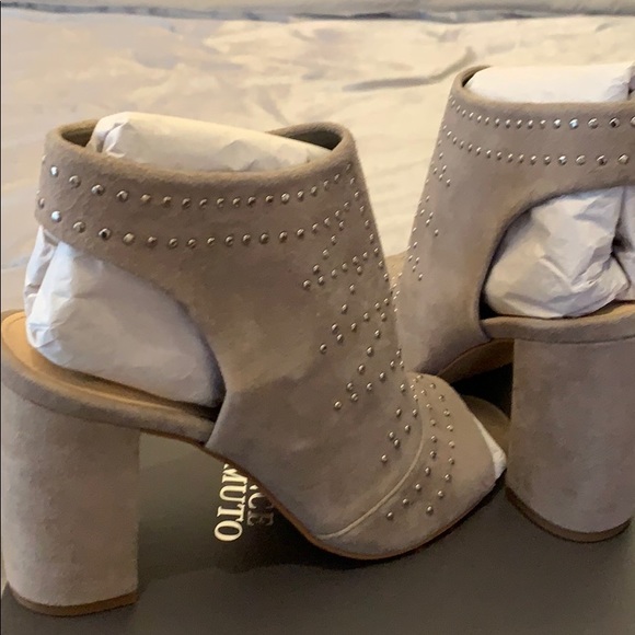Vince Camuto Shoes - VC winelta